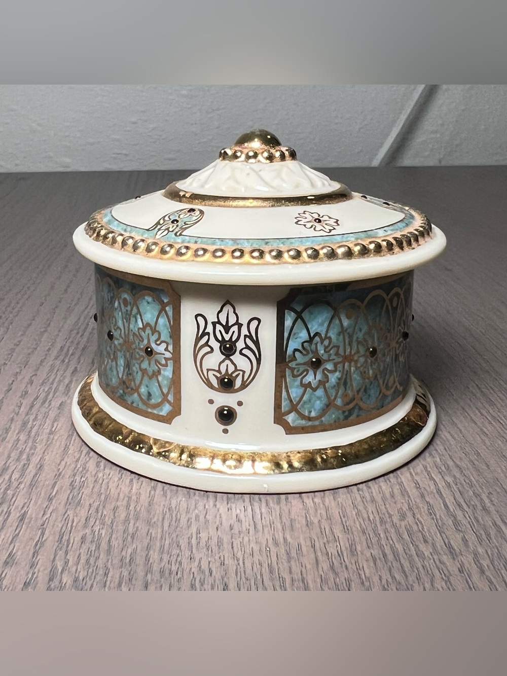 LENOX MAJESTIC ROYAL MARBLE TRINKET BOX